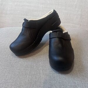 Sanita Womens Clog 38 black textured faux fur lining